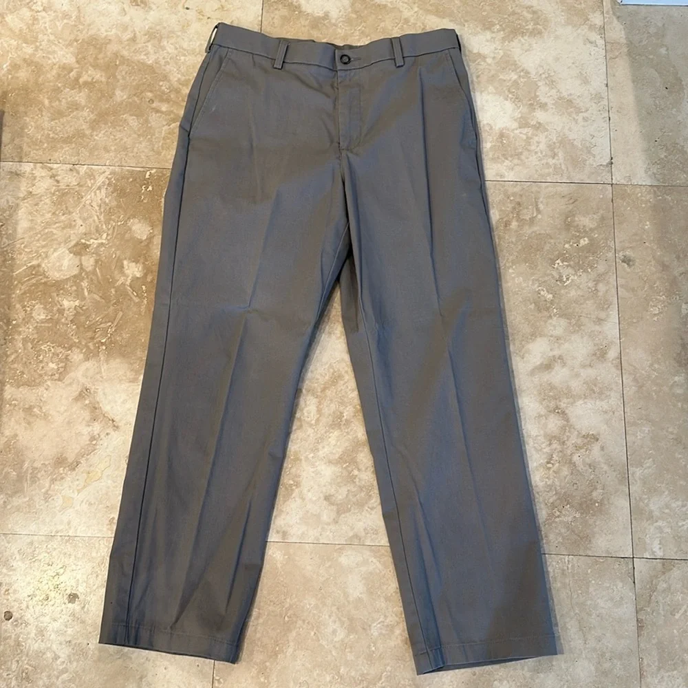 Croft & Barrow Classic Fit Gray Pants - Picture 1 of 2
